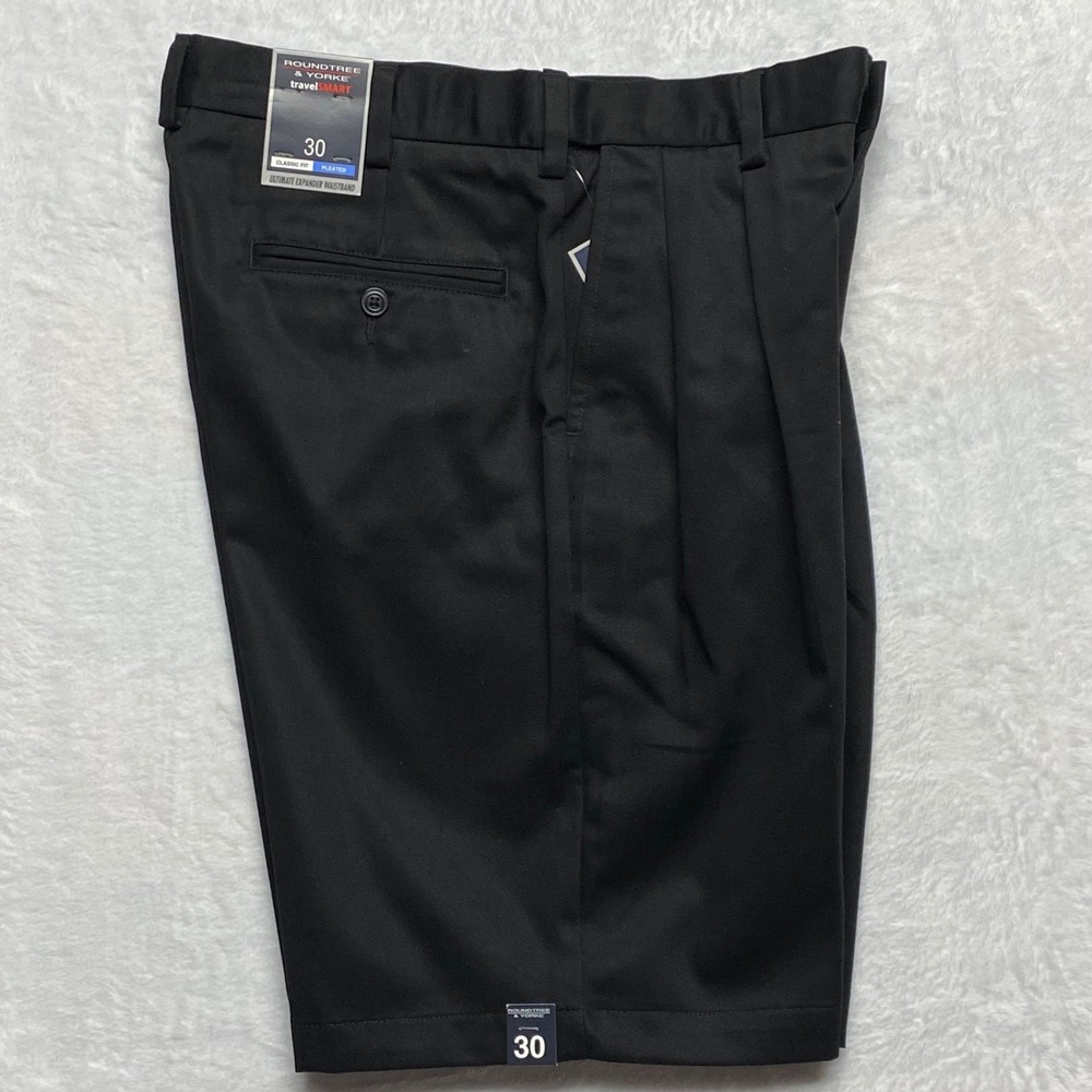 Roundtree & Yorke Travel Smart Mens‎ Pleated Shorts Expander Waistband 30 NWT